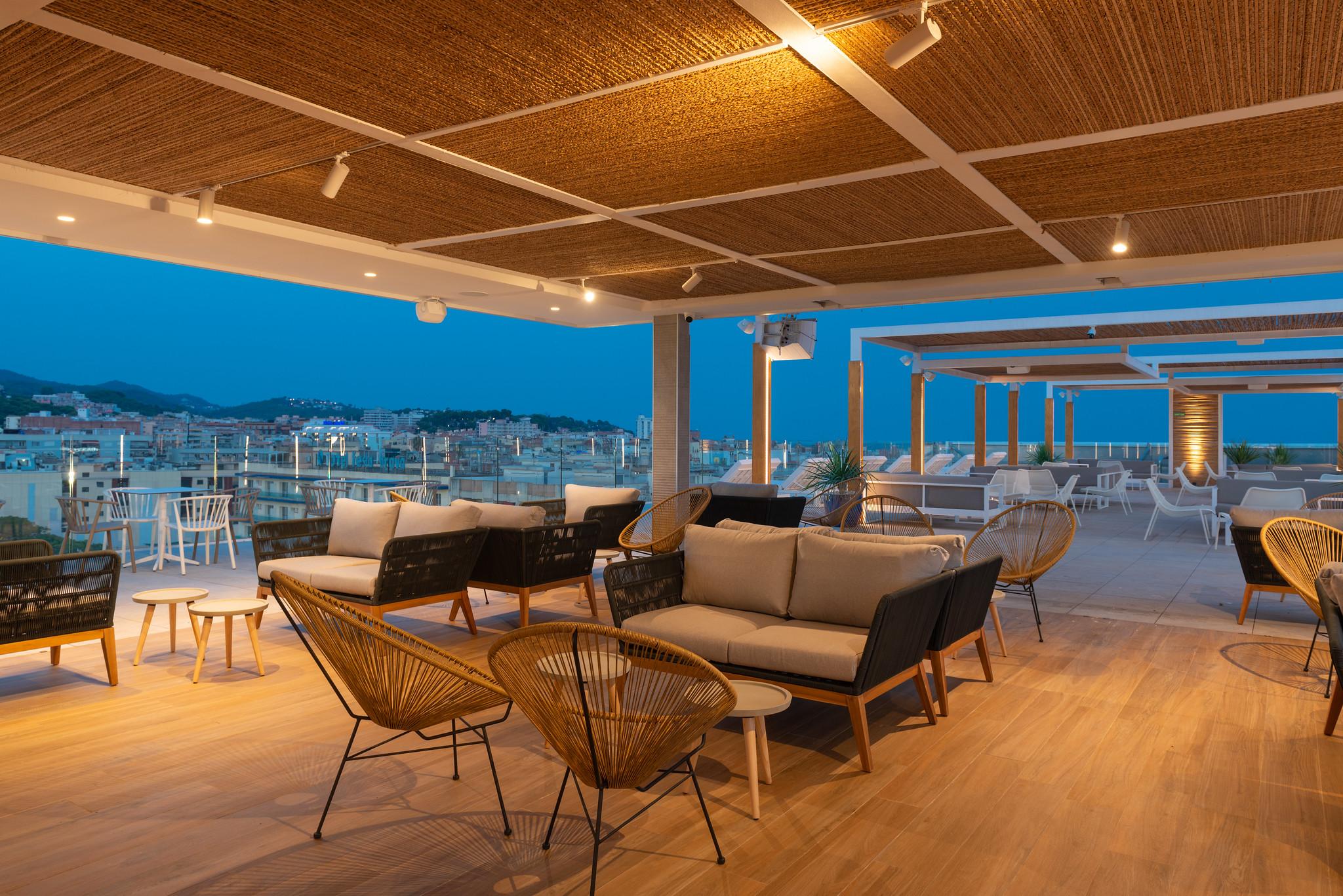 L'Azure Hotel 4* Sup โยเรตเดมาร์ ภายนอก รูปภาพ